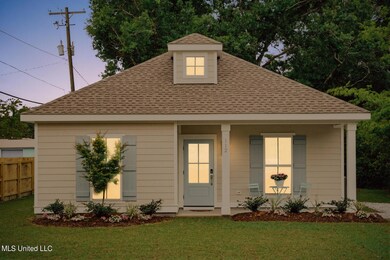112 Third St, Bay Saint Louis, MS 39520 - photo 2