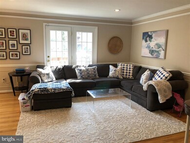 5720 Brewer House Cir, Rockville, MD 20852 - photo 7