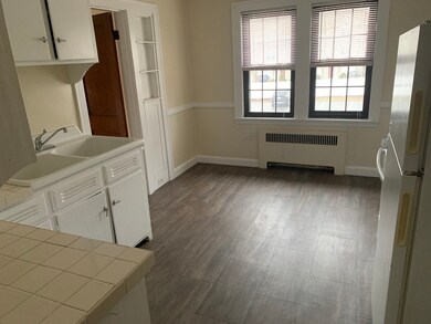 12 S Walnut St unit 4, Quincy, MA 02169 - photo 3