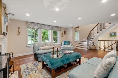 24 Mohawk Rd, Arlington, MA 02474 - photo 3