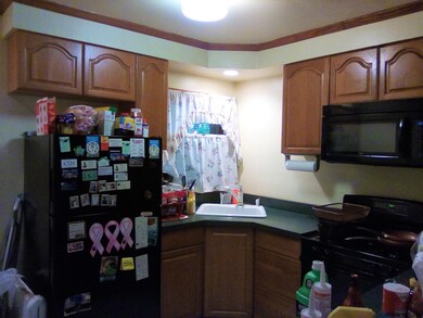 107 N Lake Ave, Albany, NY 12206 - photo 2