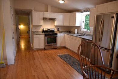 12 Hayden Ct, Cumberland, RI 02864 - photo 3