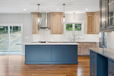 13 Washburn Farm Ln unit 7, Kittery, ME 03905 - photo 2