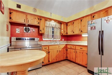 2232 Daffin Dr, Savannah, GA 31404 - photo 7