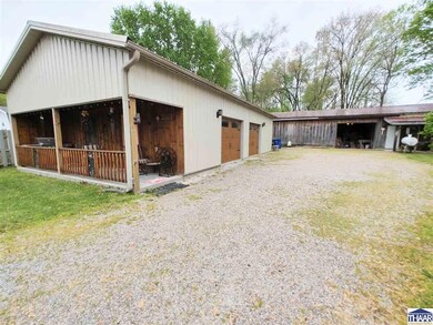 4205 6th Ave, Terre Haute, IN 47803 - photo 2