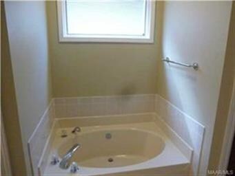 garden tub in master bath