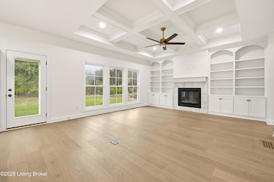 4011 Thomas Farm Dr, Louisville, KY 40299 - photo 4