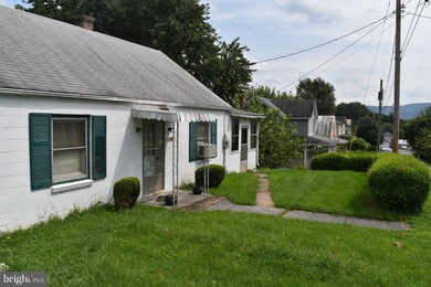 1325 Warren Ave, Front Royal, VA 22630 - photo 2