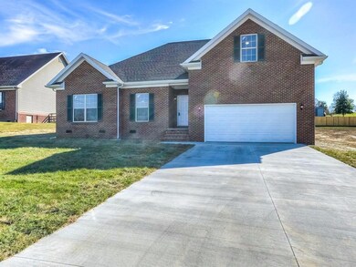 1956 Clearwater Dr, Lawrenceburg, KY 40342 - photo 2