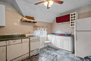 180 Ohio Ave, Providence, RI 02905 - photo 5