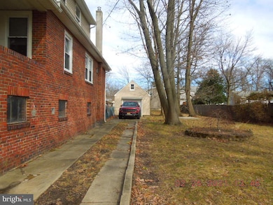 239 S Maple Ave, Maple Shade, NJ 08052 - photo 2