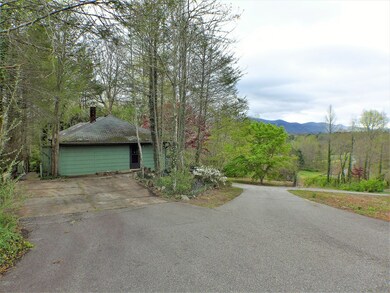 Front of Property/ Entry & Parking