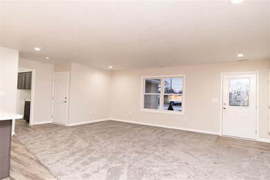 300 Prestige Dr, Muncie, IN 47303 - photo 2