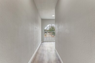 5444 Gaston Ave unit 201, Dallas, TX 75214 - photo 3