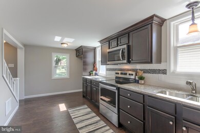 115 S 1st St, Lemoyne, PA 17043 - photo 5