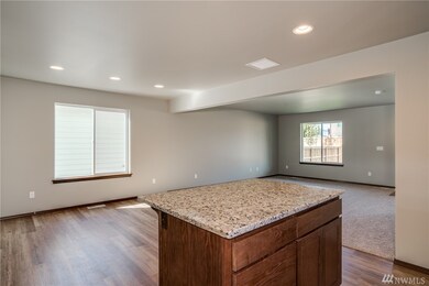 417 S Kansas Loop, East Wenatchee, WA 98802 - photo 4