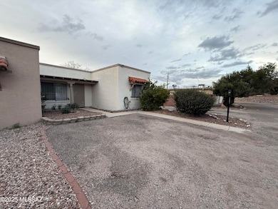 2650 S Oakenshield Way, Tucson, AZ 85730 - photo 3