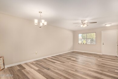 13627 N 111th Ave, Sun City, AZ 85351 - photo 2