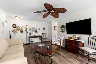 17 Glen Devin St unit 17, Amesbury, MA 01913 - photo 5