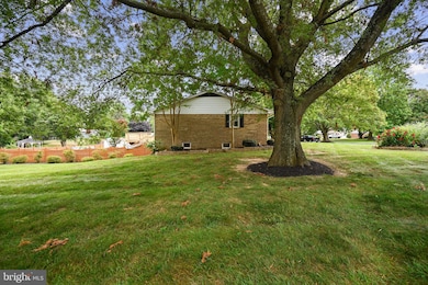 8001 Mckenstry Dr, Laurel, MD 20723 - photo 7