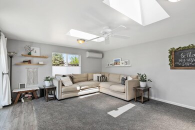 21137 Guinevere Ct, Bend, OR 97702 - photo 2