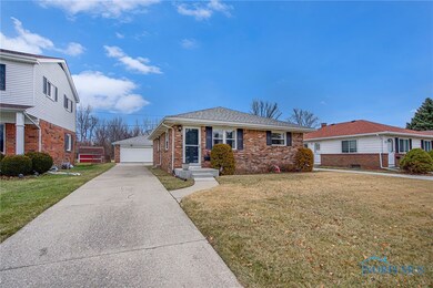 Well maintained concrete driveway