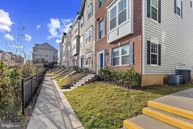 7217 Barry Ln, Elkridge, MD 21075 - photo 2