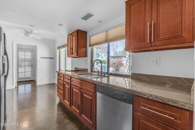 2920 W Lamar Rd, Phoenix, AZ 85017 - photo 5