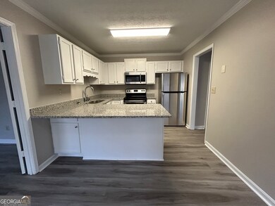 1014 Kathleen Ct, Roswell, GA 30075 - photo 5