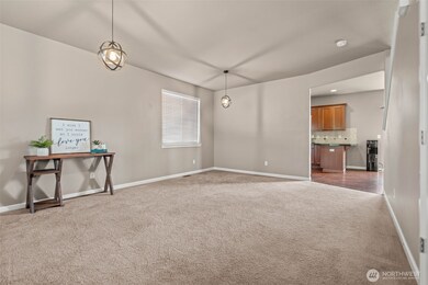 9140 Carys St SE, Yelm, WA 98597 - photo 6