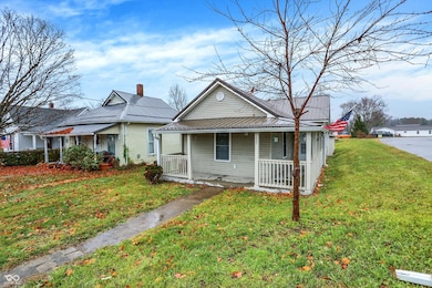 220 E Mulberry St, Morgantown, IN 46160 - photo 2