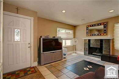 FirePlace  with Custom Facing recessed lighting, t