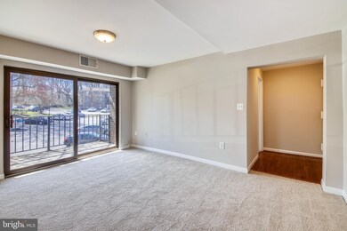 17815 Buehler Rd unit 90, Olney, MD 20832 - photo 3