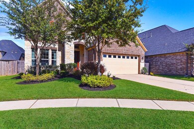 Well maintained landscaping and beautiful curb appeal.