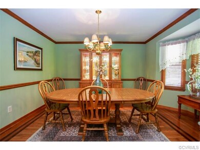 Large Dining Room with Bay Window