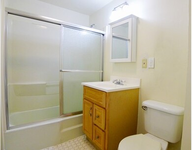 25 Beale St, Dorchester Center, MA 02124 - photo 3