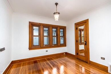 1010 Elliott-21