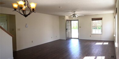 960 Rotherham Ln, Beech Grove, IN 46107 - photo 2