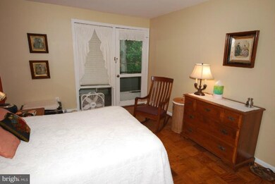 7531 Spring Lake Dr unit D2, Bethesda, MD 20817 - photo 7