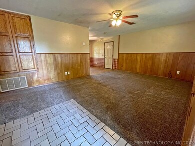 405 E Ross St, Tahlequah, OK 74464 - photo 2