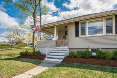 35 Bayview St, North Weymouth, MA 02191 - photo 2