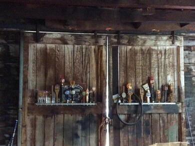 27 Pleasant St, Conway, NH 03818 - photo 7