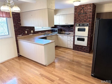 1018 Julianna Dr, Ballwin, MO 63011 - photo 2