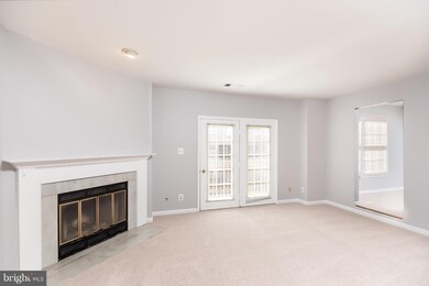 4055 Chetham Way, Woodbridge, VA 22192 - photo 2