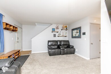 23-Living Room 20200831-DW-0594