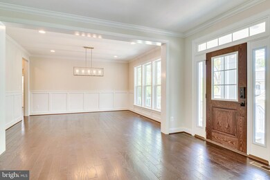 1201 Ross Dr SW, Vienna, VA 22180 - photo 6