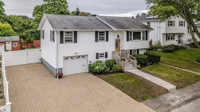 4 Witchcraft Rd, Salem, MA 01970 - photo 2