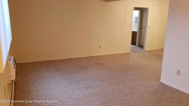 1315 Cricket Ln, Woodbridge, NJ 07095 - photo 4