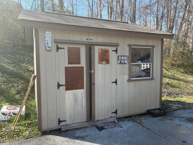 206 Parkview Dr, McMinnville, TN 37110 - photo 6