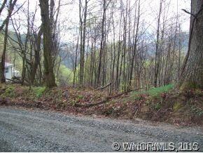 Lot on R add Lower Driveway